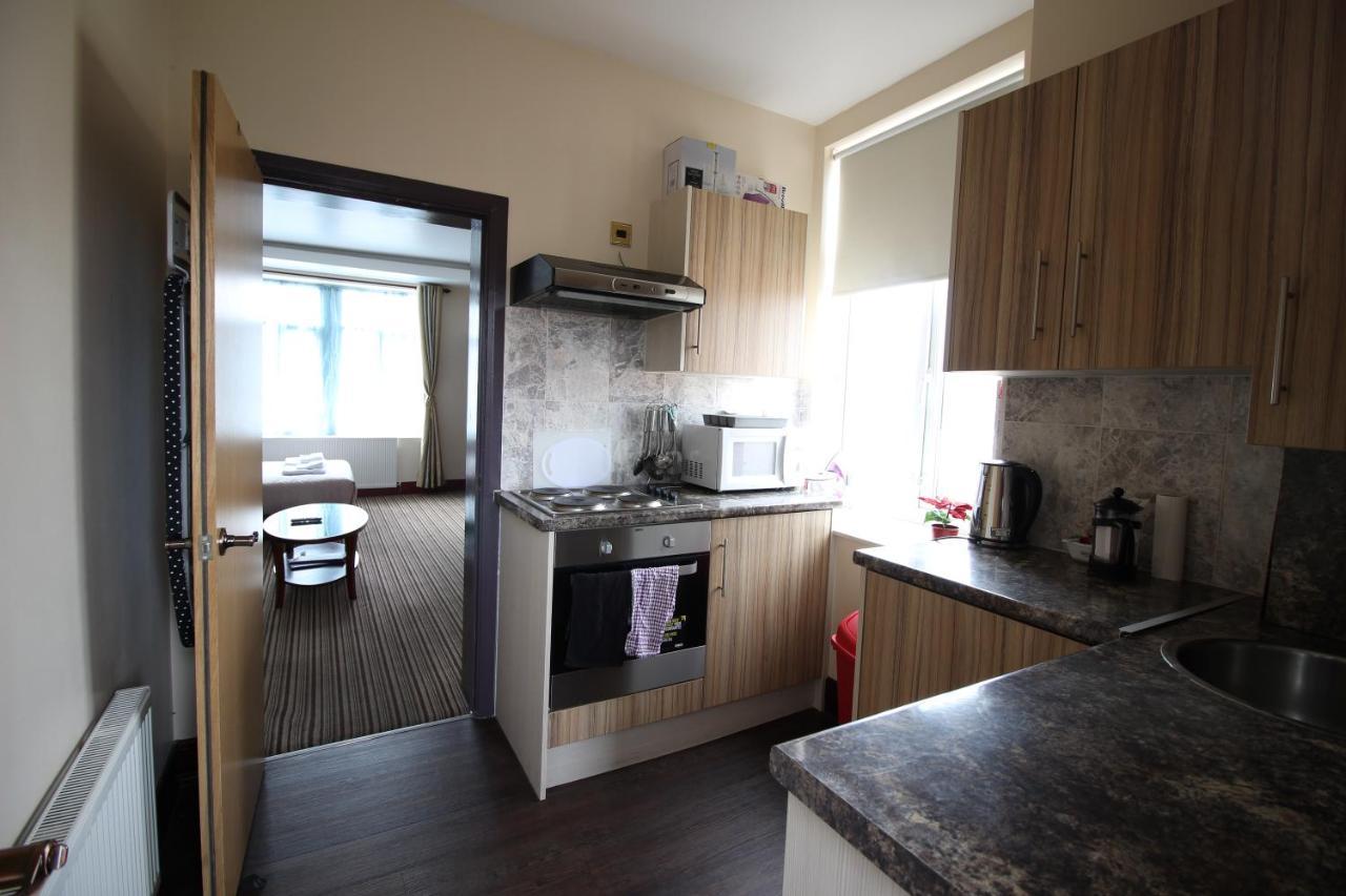 William's Hillsborough 3*