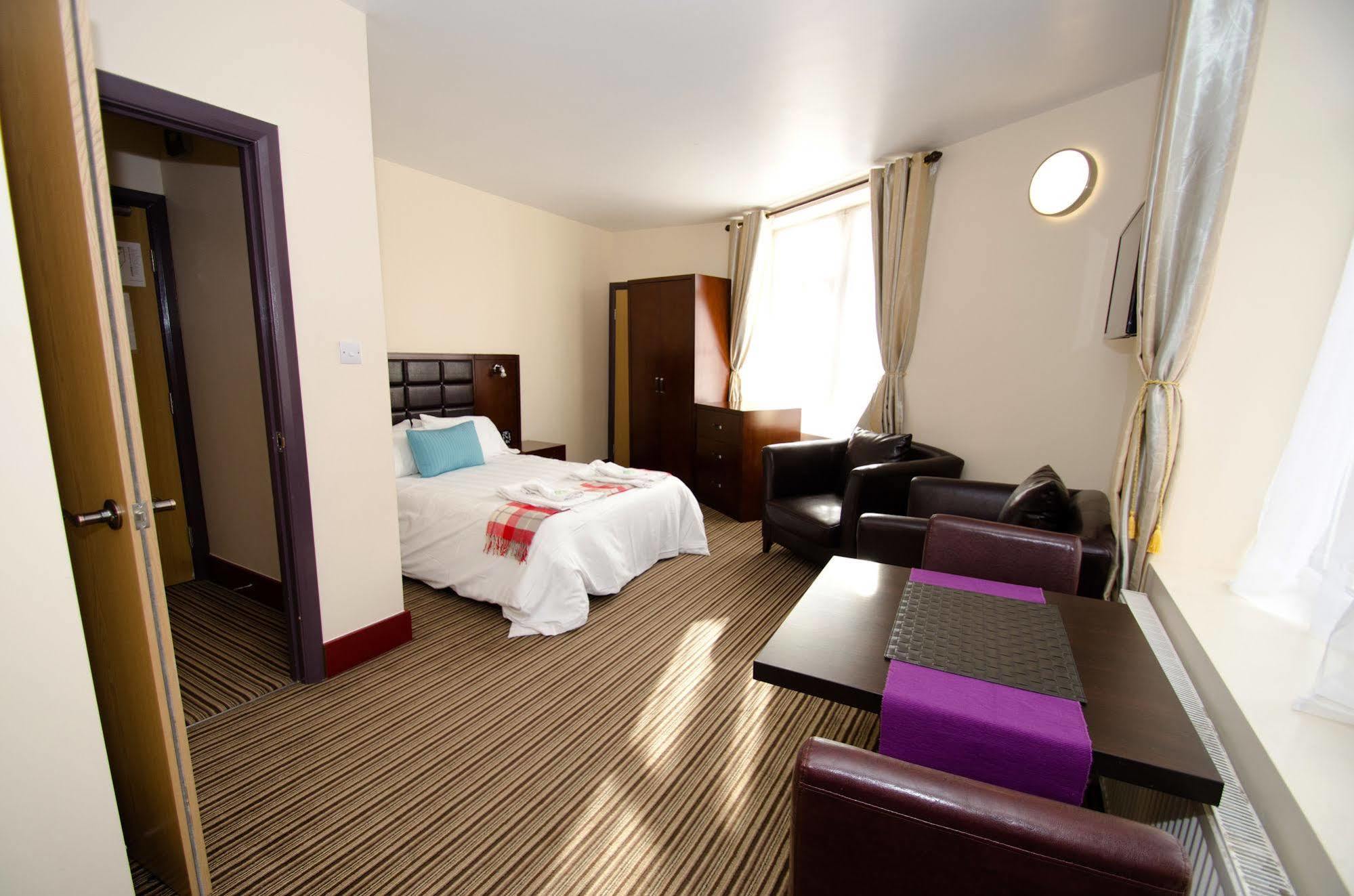 William's Hillsborough Hotel